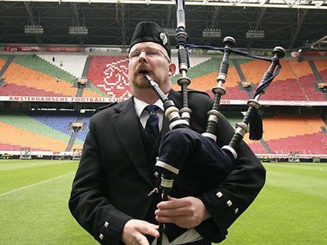 Fred - doedelzakspeler / bagpiper